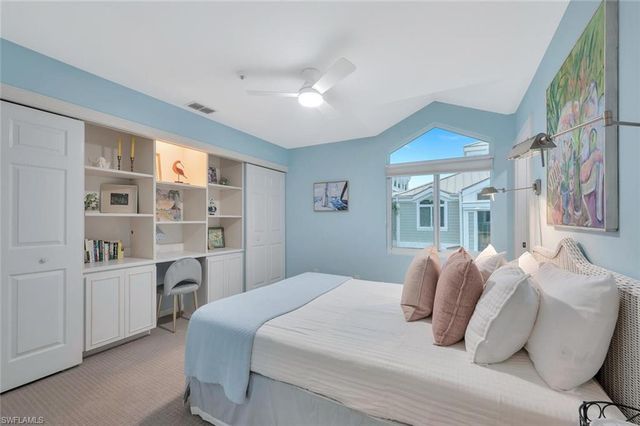 180 6th AVE S 3, Naples, FL 34102