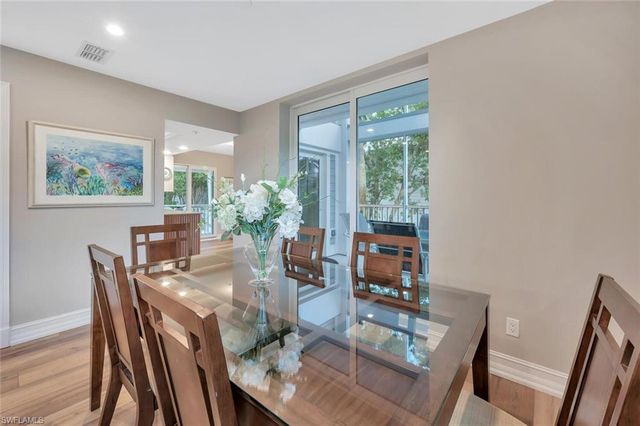 180 6th AVE S 3, Naples, FL 34102