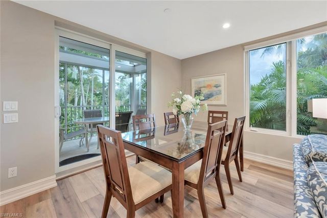 180 6th AVE S 3, Naples, FL 34102