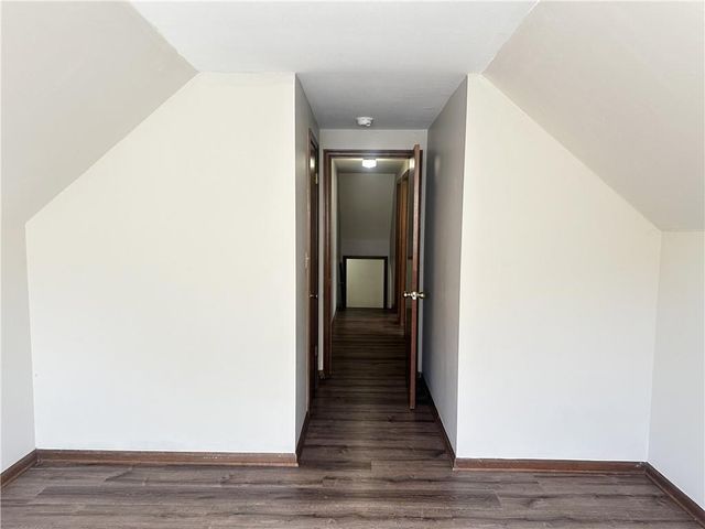 9102 W 81st Terrace, Overland Park, KS 66204