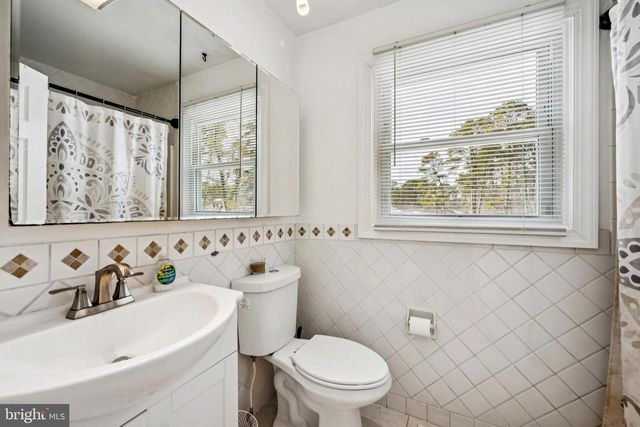 201 MANAHAWKIN TRL, Browns Mills, NJ 08015