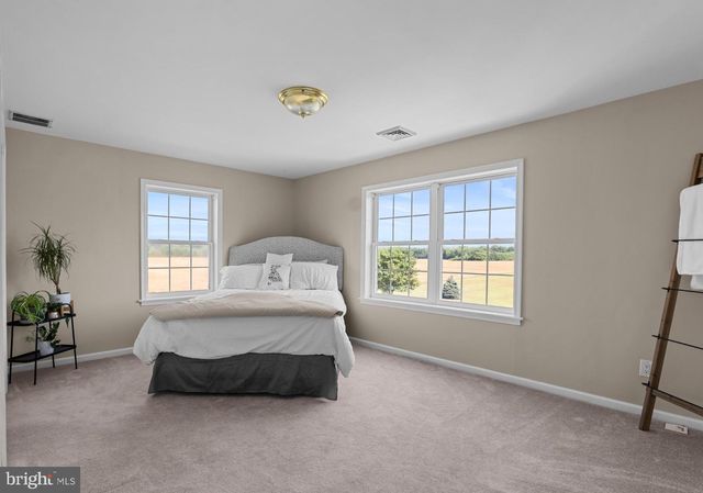 520 BLACKBIRD STATION RD, Townsend, DE 19734