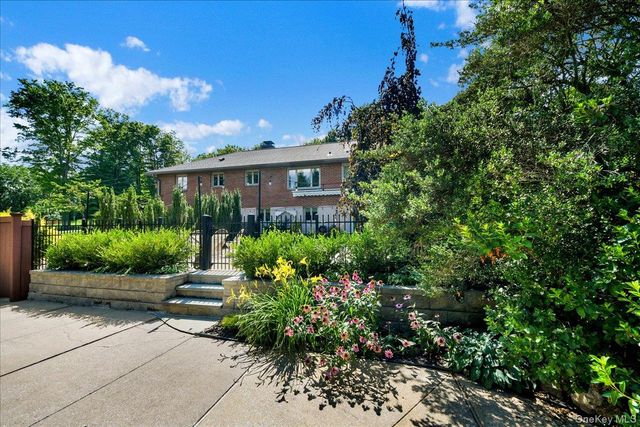 236 Westlake Drive, Valhalla, NY 10595