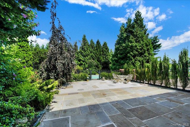 236 Westlake Drive, Valhalla, NY 10595