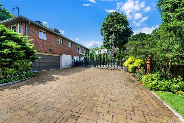 236 Westlake Drive, Valhalla, NY 10595
