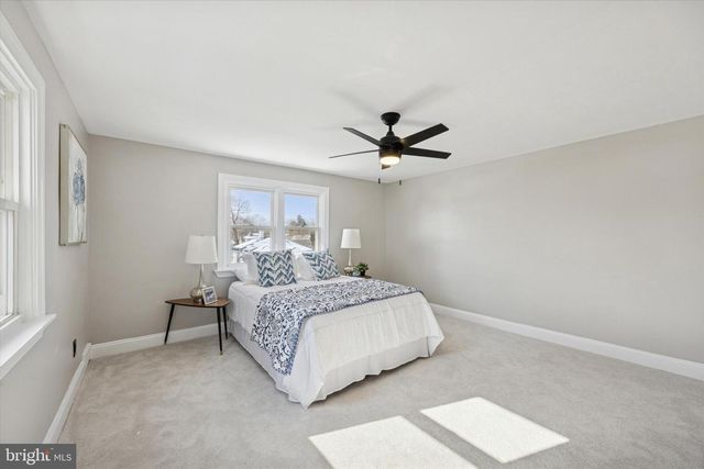 346 BRIGHTON TER, Holmes, PA 19043