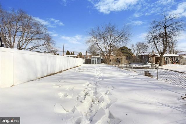 346 BRIGHTON TER, Holmes, PA 19043