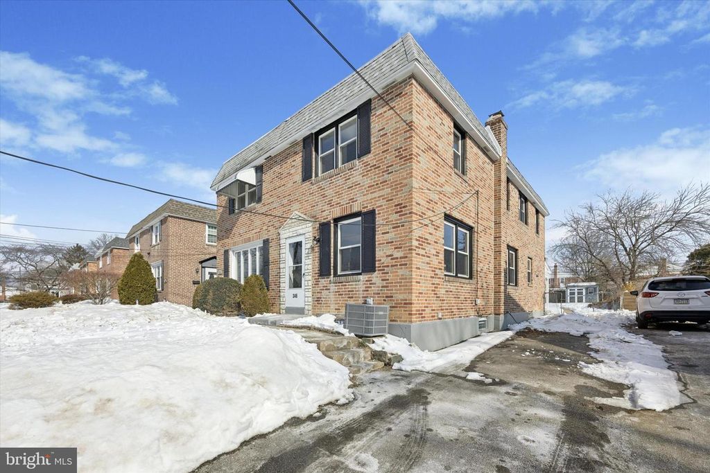 346 BRIGHTON TER, Holmes, PA 19043