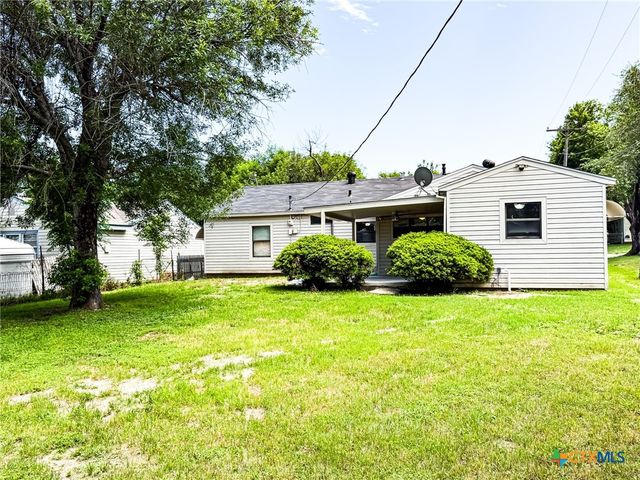 2611 Jackson Drive, Gatesville, TX 76528