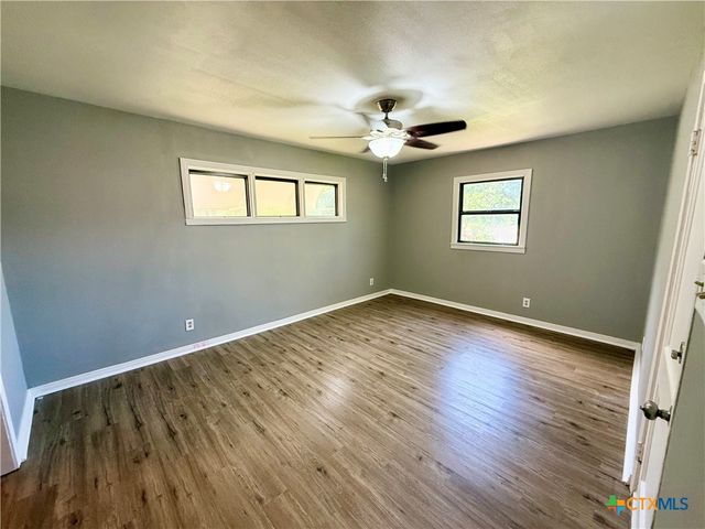 2611 Jackson Drive, Gatesville, TX 76528