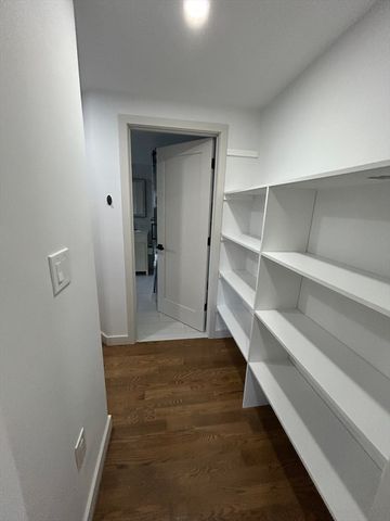 38 North Main St, Middleton, MA 01949