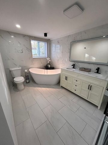 38 North Main St, Middleton, MA 01949