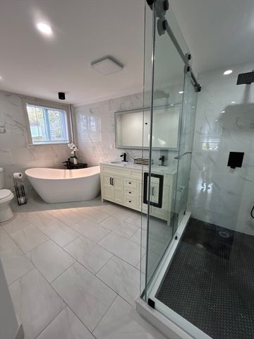 38 North Main St, Middleton, MA 01949