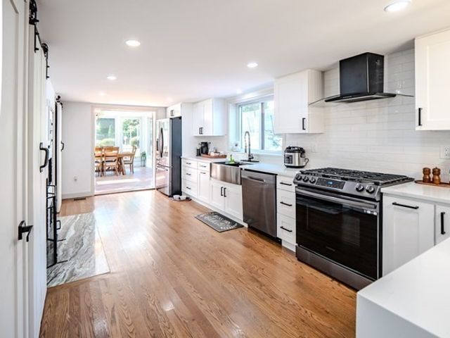 38 North Main St, Middleton, MA 01949