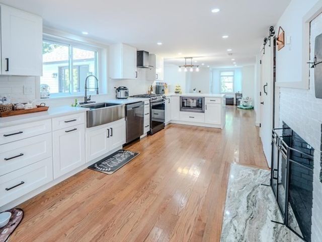 38 North Main St, Middleton, MA 01949