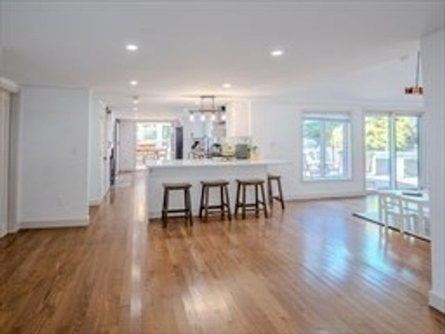 38 North Main St, Middleton, MA 01949