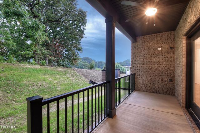 746 Hunts Terrace Drive, Kingsport, TN 37663