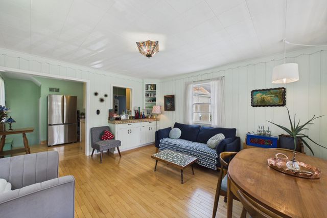 776 Como Avenue, Saint Paul, MN 55103
