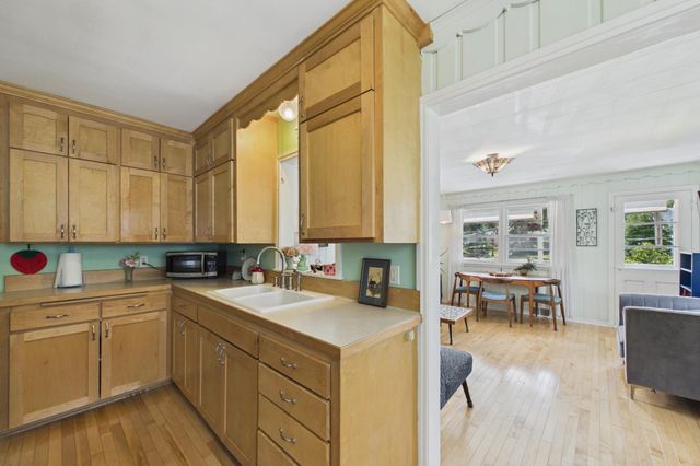 776 Como Avenue, Saint Paul, MN 55103