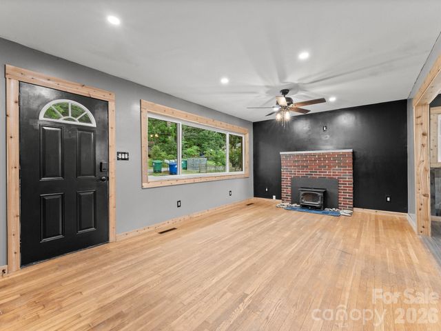 10 Monte Vista Circle, Candler, NC 28715