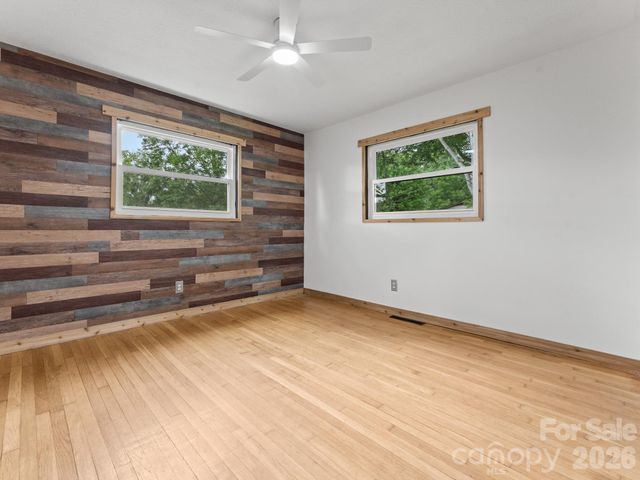 10 Monte Vista Circle, Candler, NC 28715