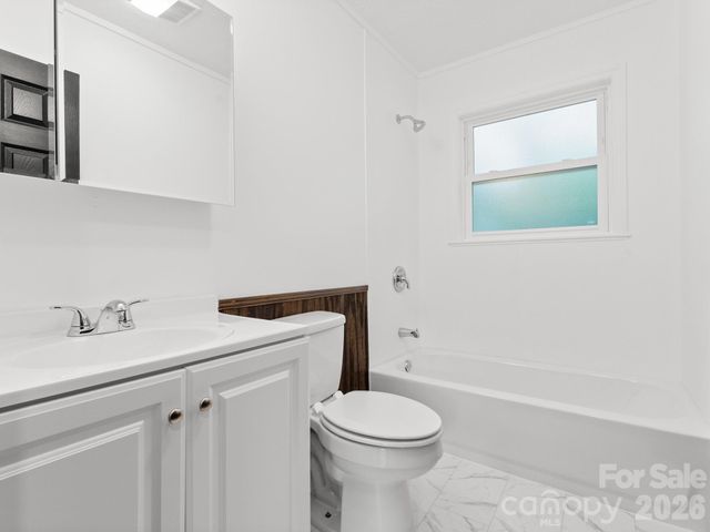 10 Monte Vista Circle, Candler, NC 28715