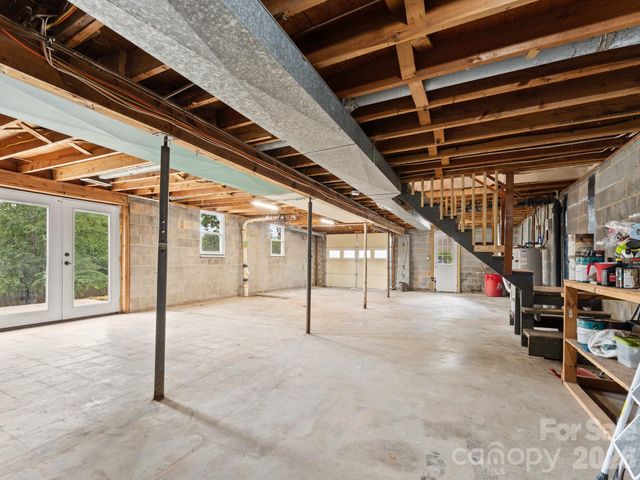 10 Monte Vista Circle, Candler, NC 28715