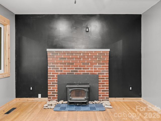 10 Monte Vista Circle, Candler, NC 28715