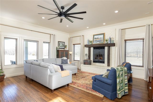 12782 Jimmy Devault Road, Farmington, AR 72730