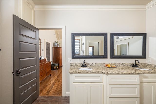 12782 Jimmy Devault Road, Farmington, AR 72730