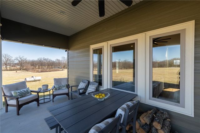 12782 Jimmy Devault Road, Farmington, AR 72730