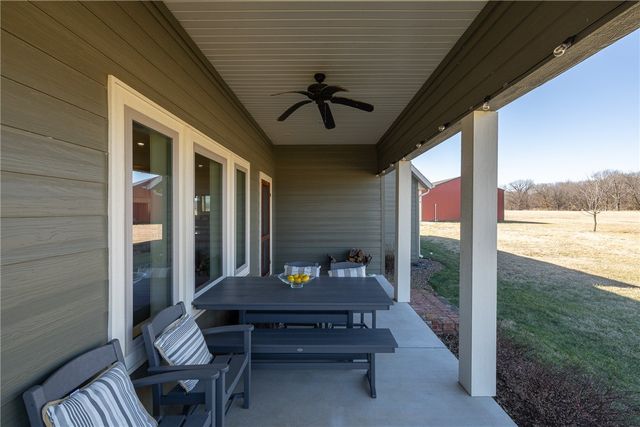 12782 Jimmy Devault Road, Farmington, AR 72730