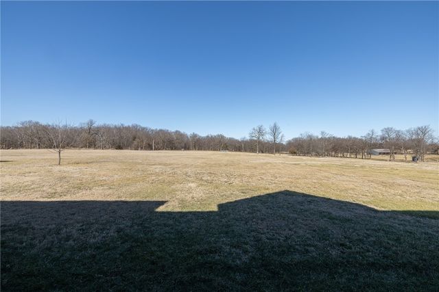 12782 Jimmy Devault Road, Farmington, AR 72730