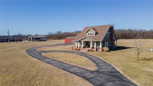 12782 Jimmy Devault Road, Farmington, AR 72730