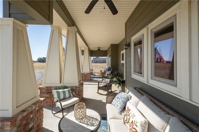 12782 Jimmy Devault Road, Farmington, AR 72730