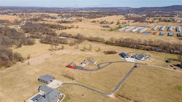 12782 Jimmy Devault Road, Farmington, AR 72730