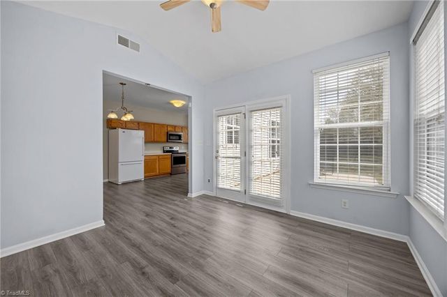 6064 Parkside Circle, Winston-salem, NC 27107