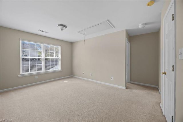 6064 Parkside Circle, Winston-salem, NC 27107