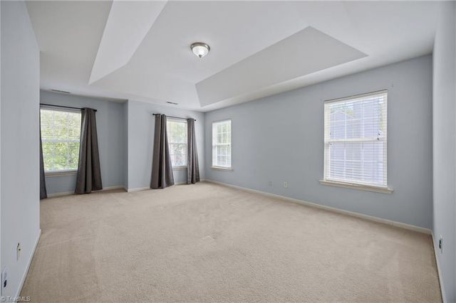 6064 Parkside Circle, Winston-salem, NC 27107