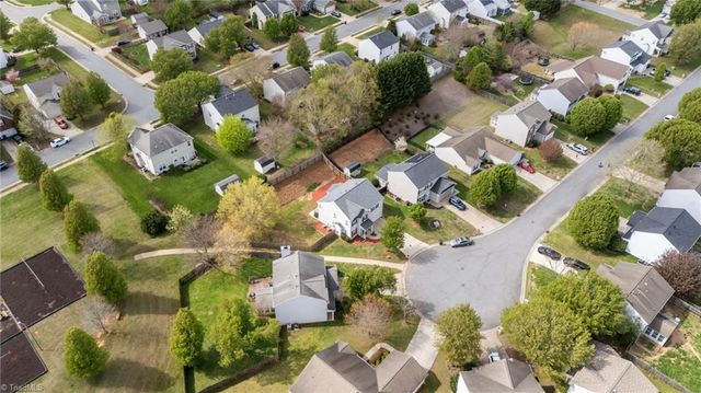 6064 Parkside Circle, Winston-salem, NC 27107