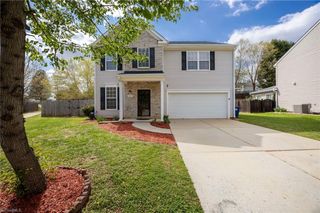 6064 Parkside Circle, Winston-salem, NC 27107