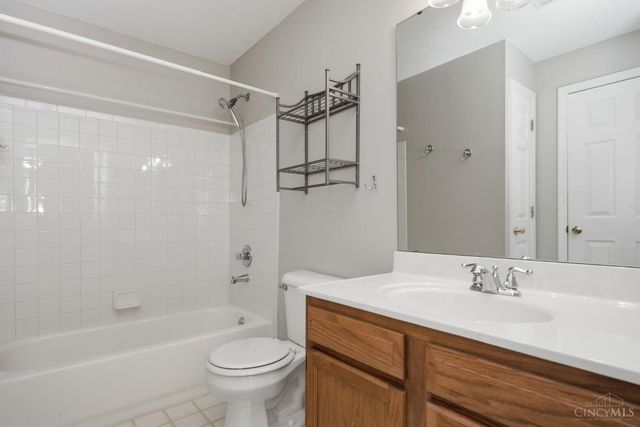 6362 Chimney Ct, Mason, OH 45040