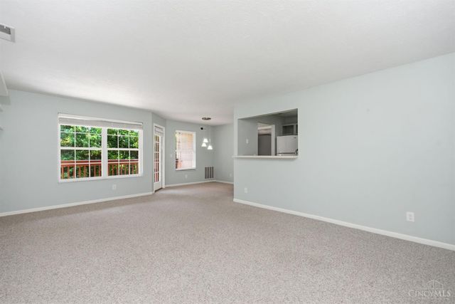 6362 Chimney Ct, Mason, OH 45040