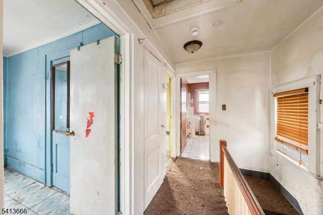 9 Stratford Pl, Irvington Twp., NJ 07111