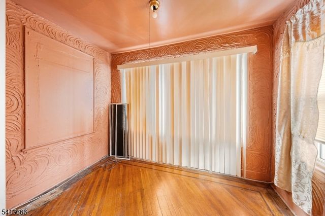 9 Stratford Pl, Irvington Twp., NJ 07111