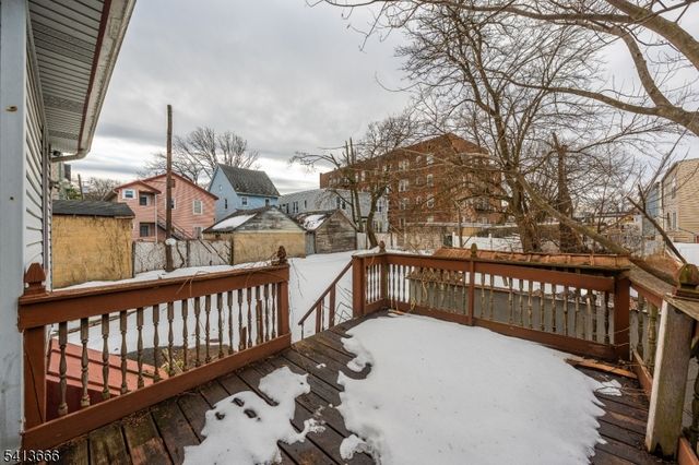 9 Stratford Pl, Irvington Twp., NJ 07111