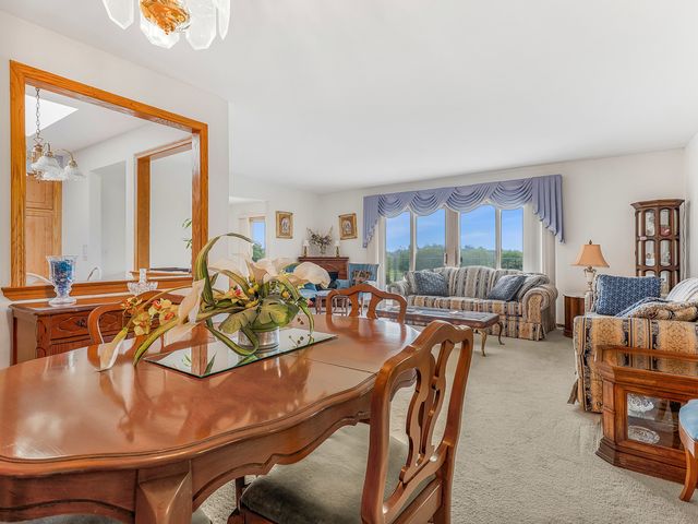 6800 N Harlem Avenue 501, Chicago, IL 60631