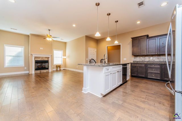 109 Sasanqua Drive, Warner Robins, GA 31088