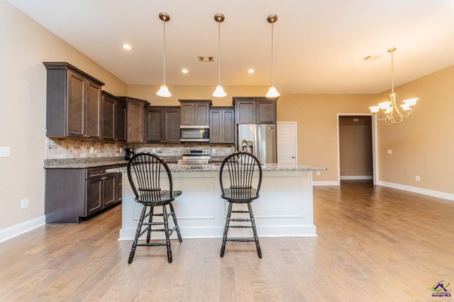 109 Sasanqua Drive, Warner Robins, GA 31088