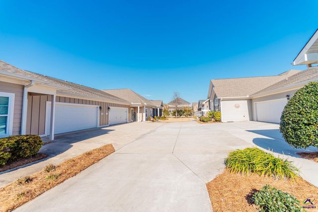 109 Sasanqua Drive, Warner Robins, GA 31088